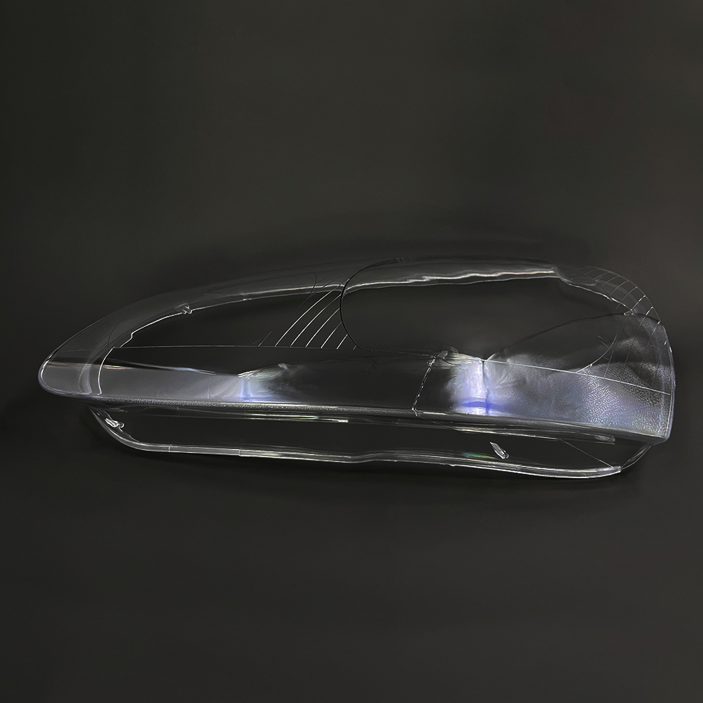 the front of Golf 5Jetta (05-10) headlight cover