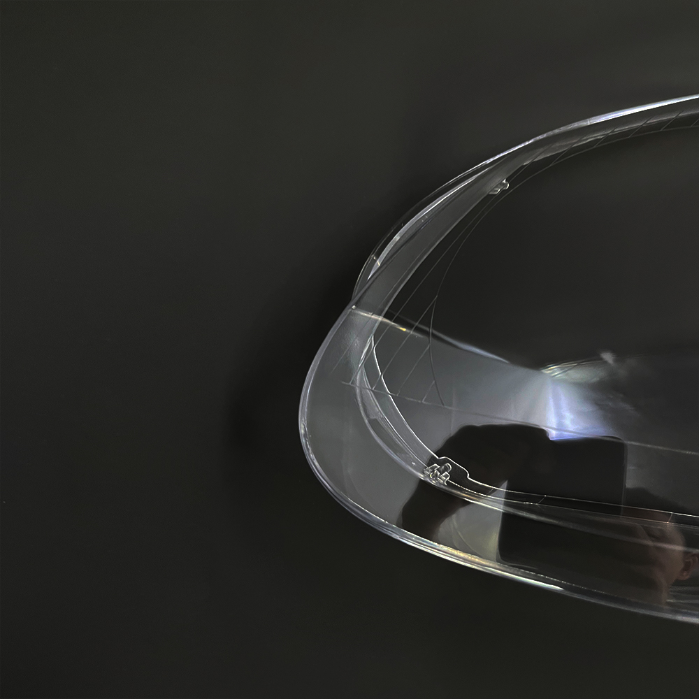 the right Golf 5Jetta (05-10) headlight cover