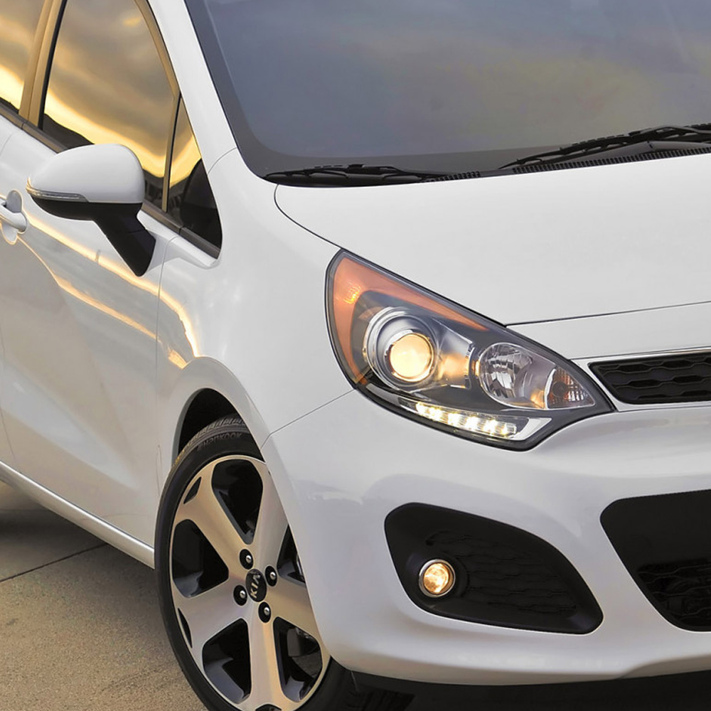 the actual installation photo of the RIO car headlight cover