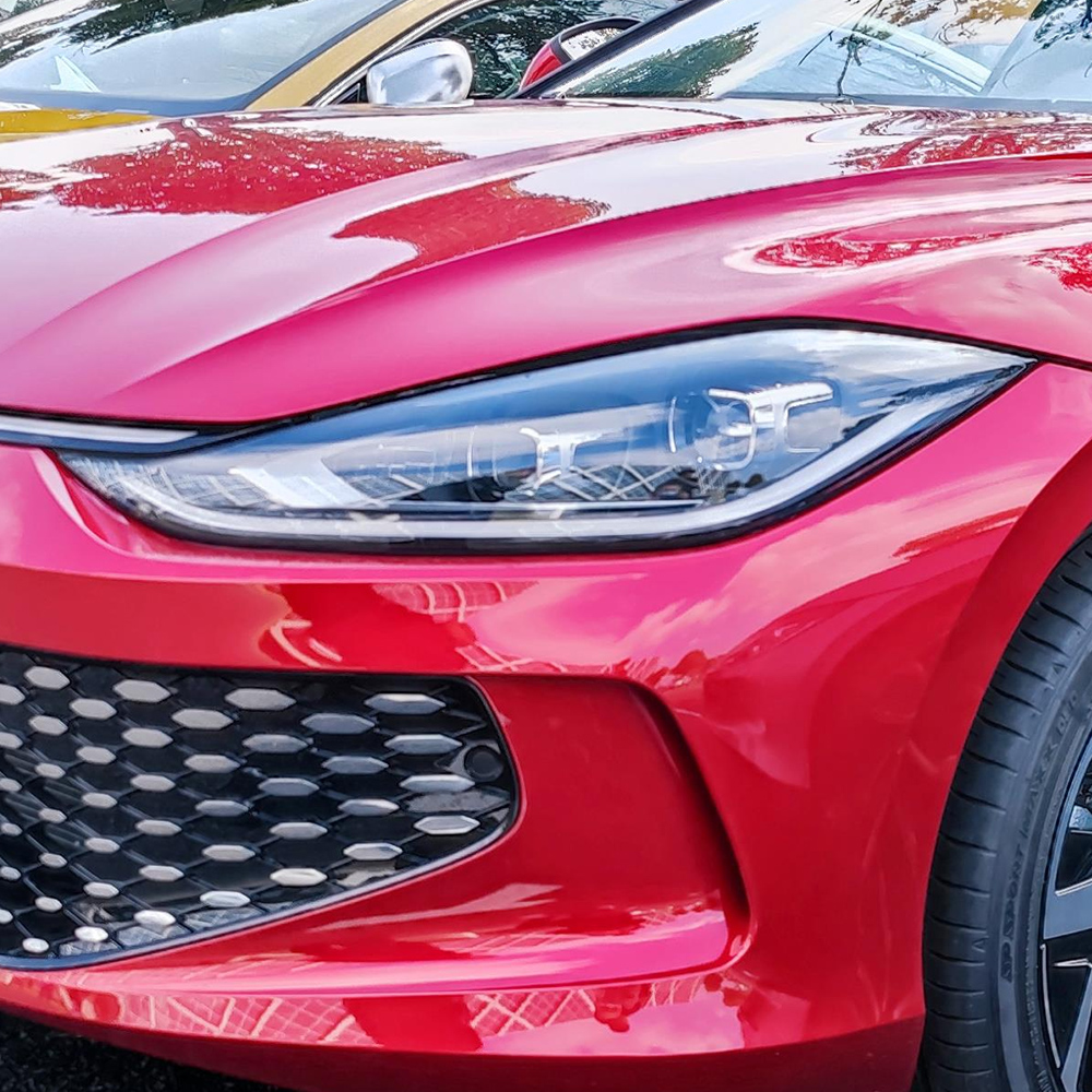 enlarged picture of the headlight cover for lens