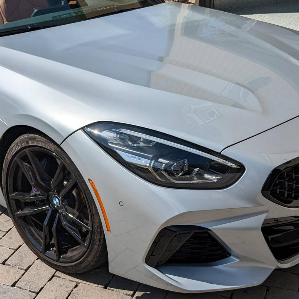 the enlarged detail diagram of BMW Z4 G29 headlight cover