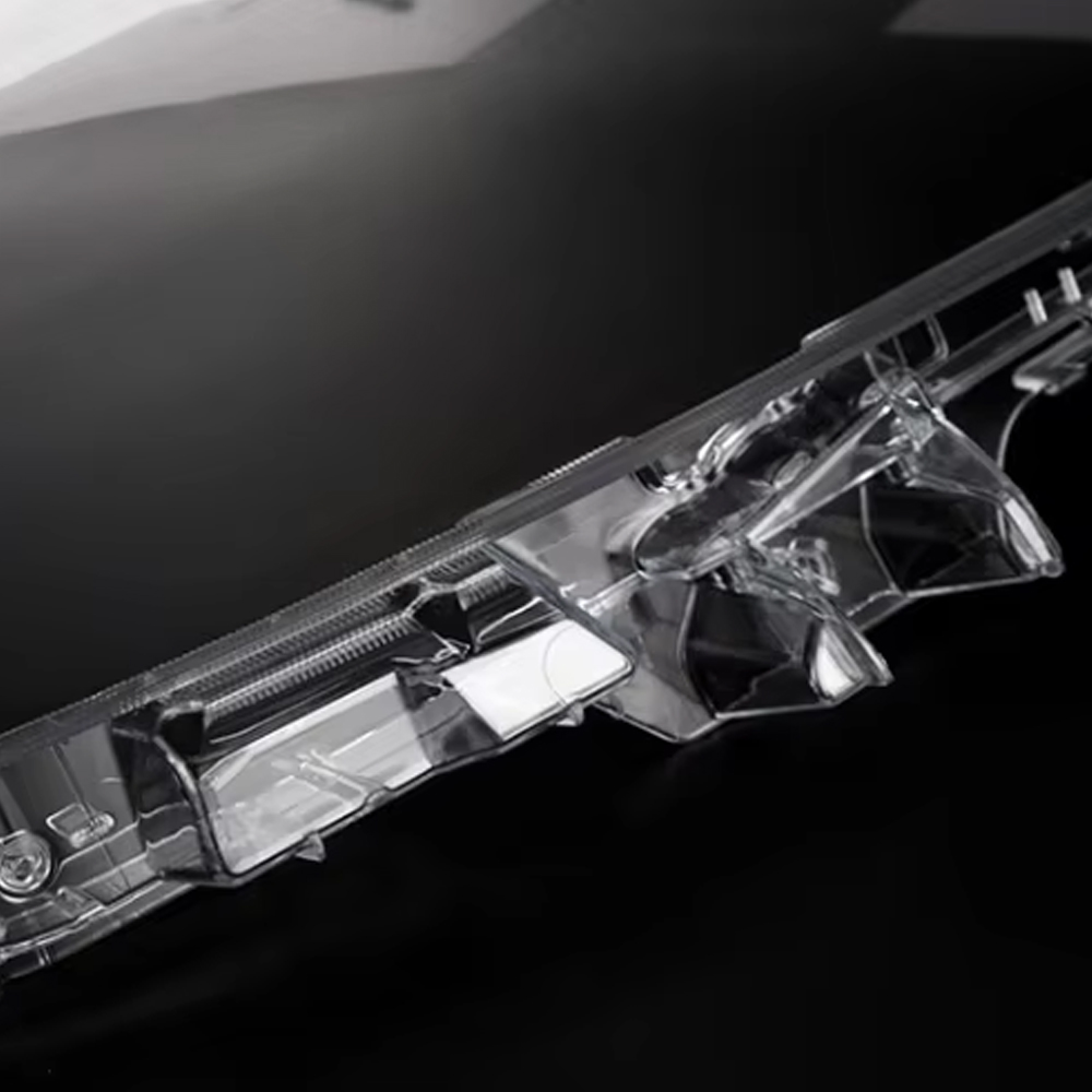 the bottom details of 2016 year alphard headlight lens cap